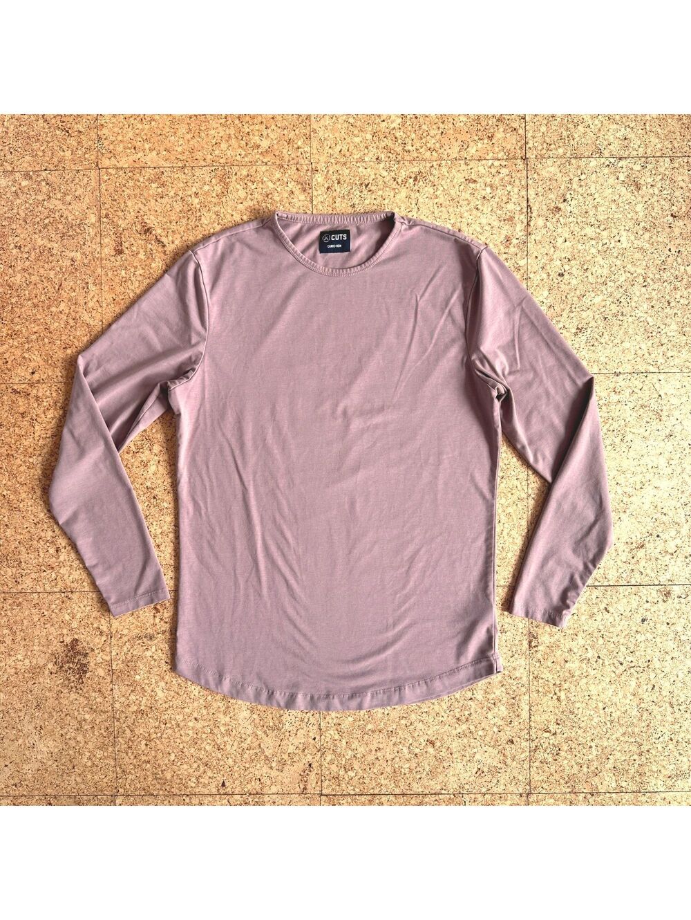 Cuts AO Long Sleeve Curve Hem Elongated Tee Men's M Dusty Mauve PYCA Pro Stretch
